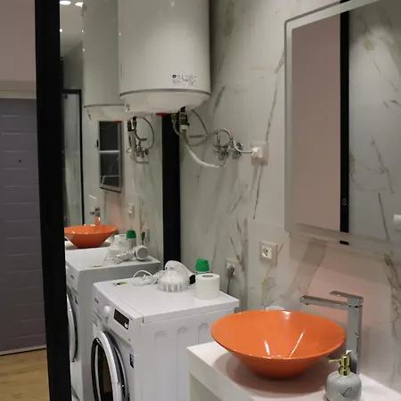 Lakeside Comfort - Self Check-in Апартаменты