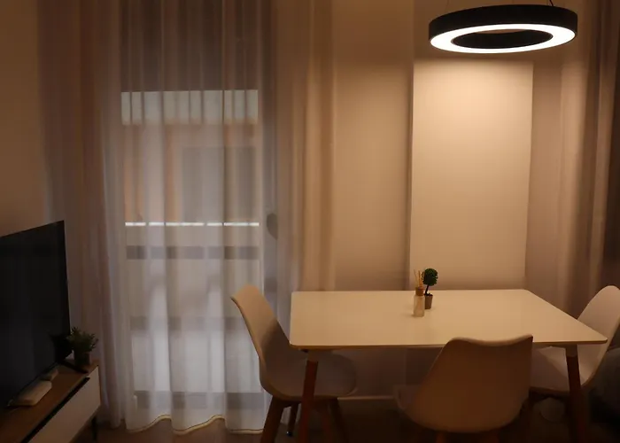 Lakeside Comfort - Self Check-in Apartment