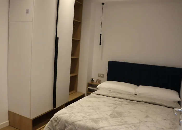 Lakeside Comfort - Self Check-in Apartment *